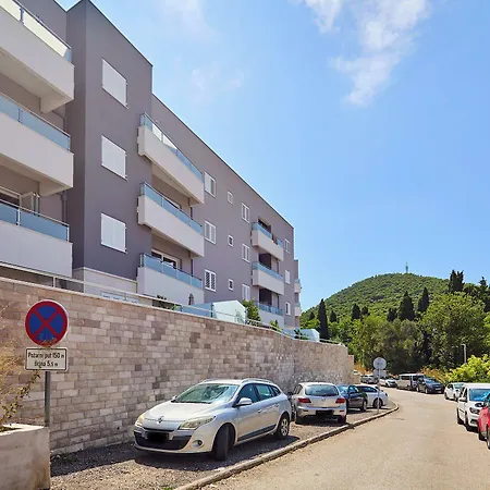 Hedera Estate Hedera A35 Dubrovnik