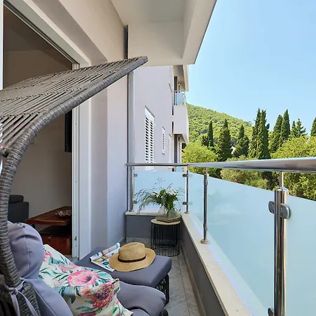 Hedera Estate Hedera A35 Apartment